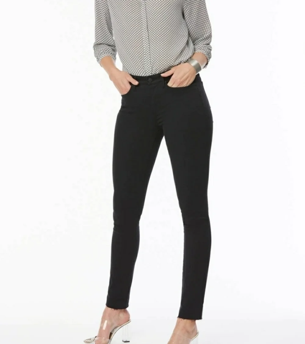 NYDJ Women's Jeans ALINA Legging Size 8 x 30 NWT - Picture 4 of 7